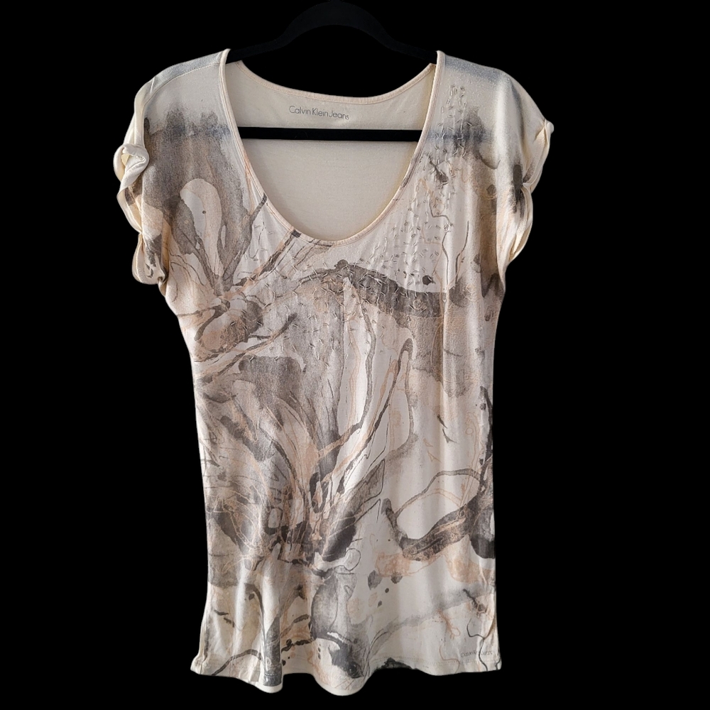 Calvin Klein Women's Cream and Gray Top